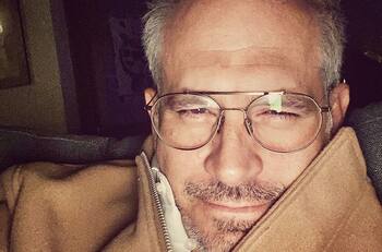 Arath de la Torre termina 2021 con la pena del fallecimiento de su padre