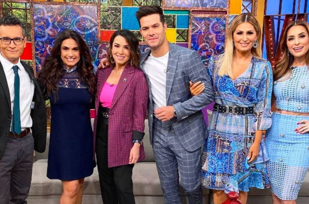 Exconductora de "Venga la Alegría" ahora vende árboles navideños