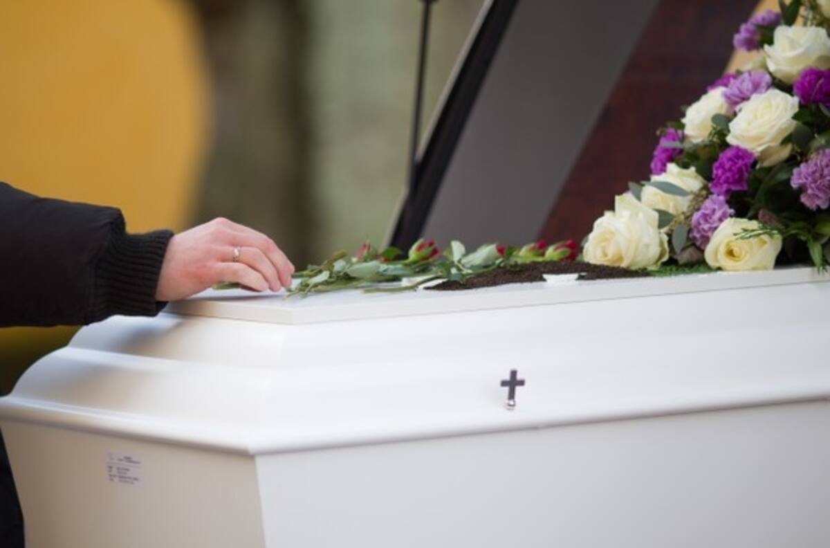 Señora prohíbe a familiares que asistan a su funeral y se hace viral