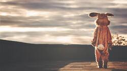 Se creen gatos, perros o dinosaurios: Alerta en Reino Unido por niños “furry”