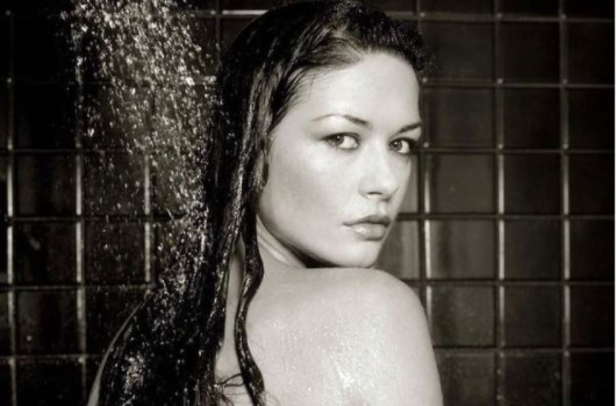 Catherine Zeta-Jones será la Morticia Addams de Tim Burton en Netflix