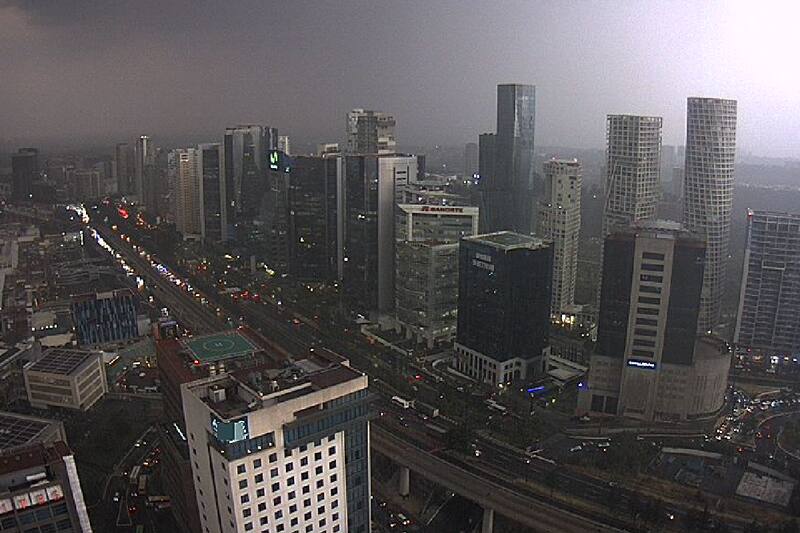 Fuerte lluvia en CDMX y Estado de México.
