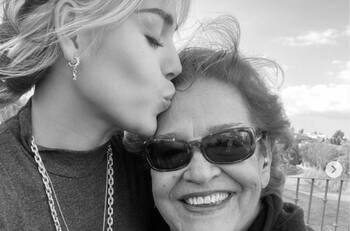 Danna Paola está de luto, llora la muerte de su abuelita: "Me duele el alma despedirte"