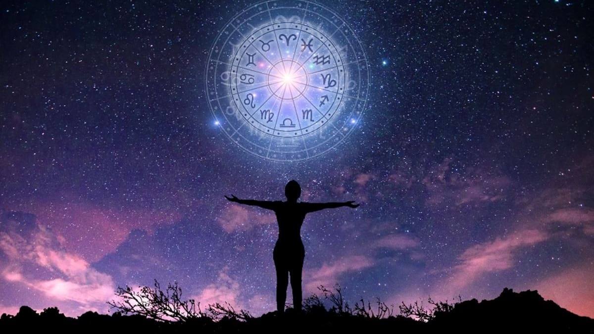 Así afectará la Luna Rosa y el eclipse de Sol a los signos del Zodiaco