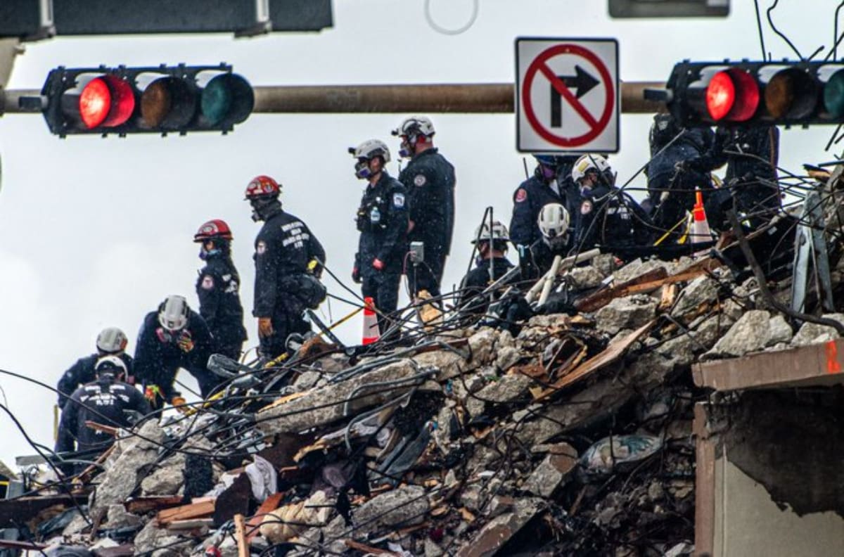 Suspenden labores de rescate en derrumbe del edificio en Miami-Dade