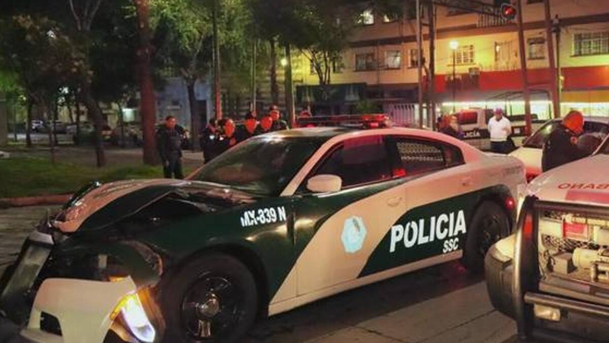 ¡Choque de patrulla! Deja a 2 policías lesionados