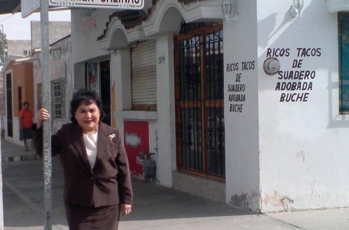 Carmen Plascencia, nieta de Carmen Salinas, dice que trasladar a su abuela sería catastrófico