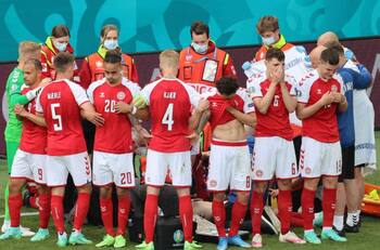 Jugador que sufrió paro cardíaco en la Eurocopa Christian Eriksen volvería a jugar con el Ajax