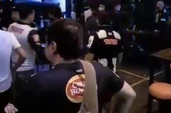 Video: Aficionados de Monterrey protagonizan pelea en Emiratos Árabes