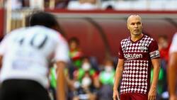 Andrés Iniesta marcó su primer doblete... pero en Japón