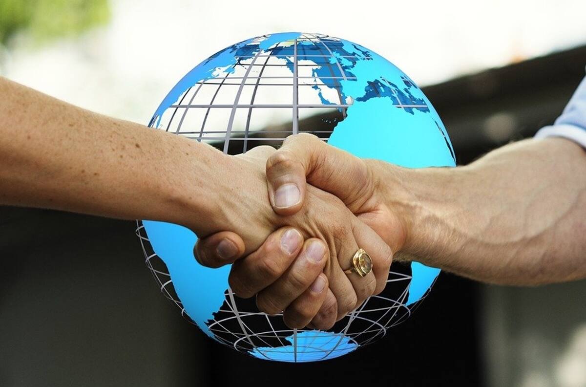 ¿Cuándo se celebra el Día Internacional de la Amistad?