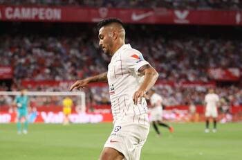 Los números del Tecatito Corona con el Sevilla tras la asistencia contra el Real Madrid