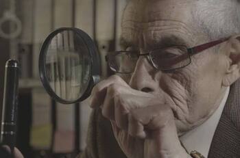 "El Agente Topo" sigue su camino de triunfo y consigue otro premio para el cine chileno