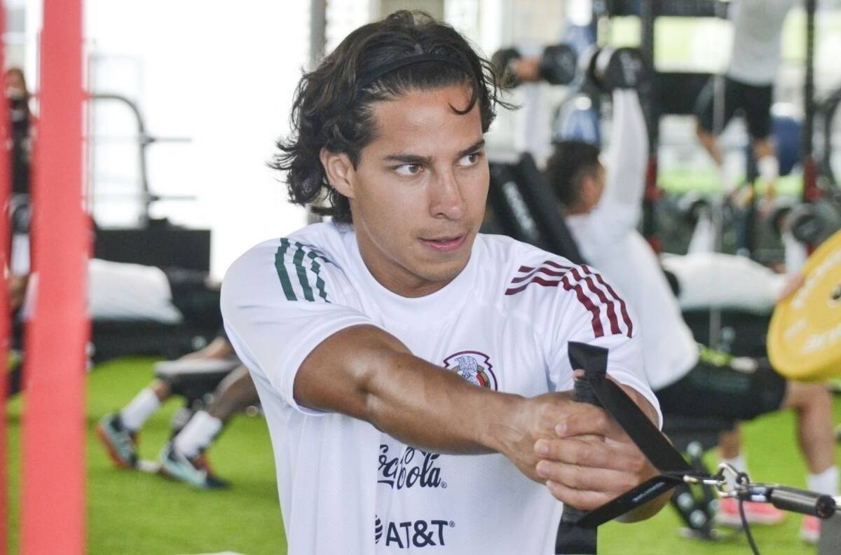Afición de EU se burla de Diego Lainez previo a partido contra México