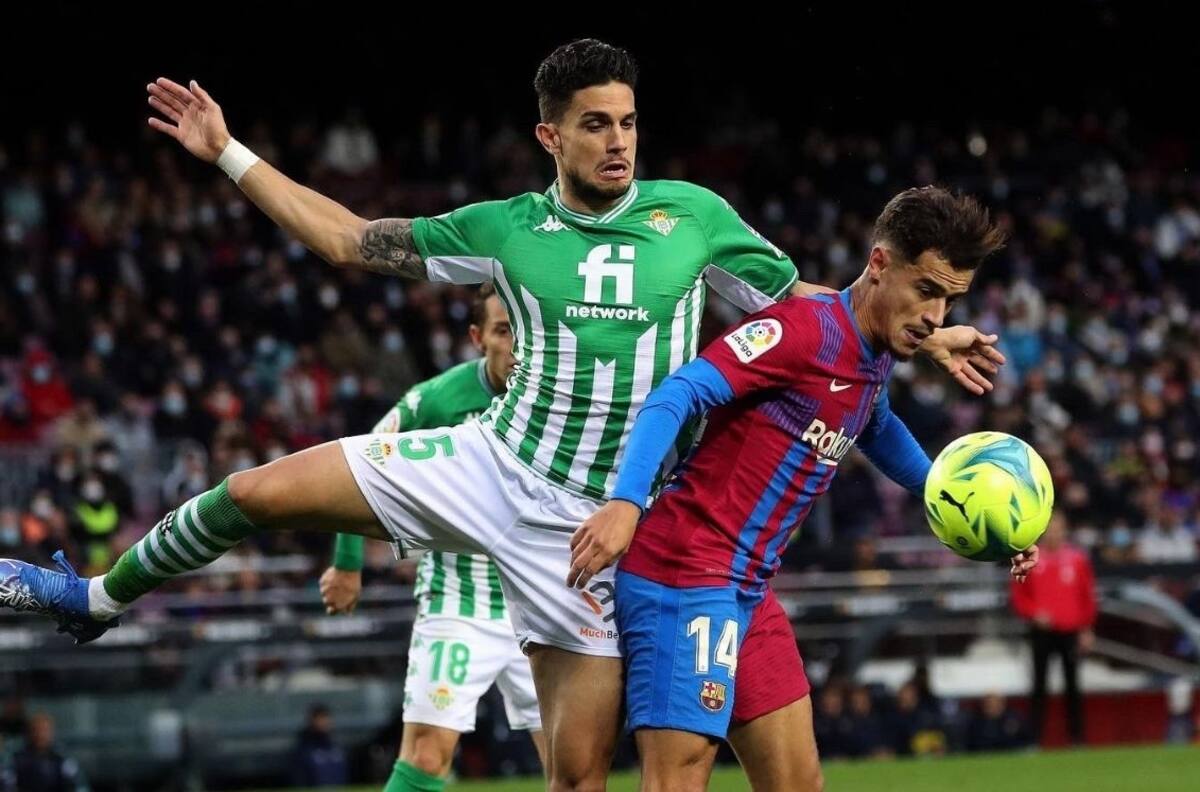 Barcelona tendría en la mira a Marc Bartra a petición de Xavi Hernández