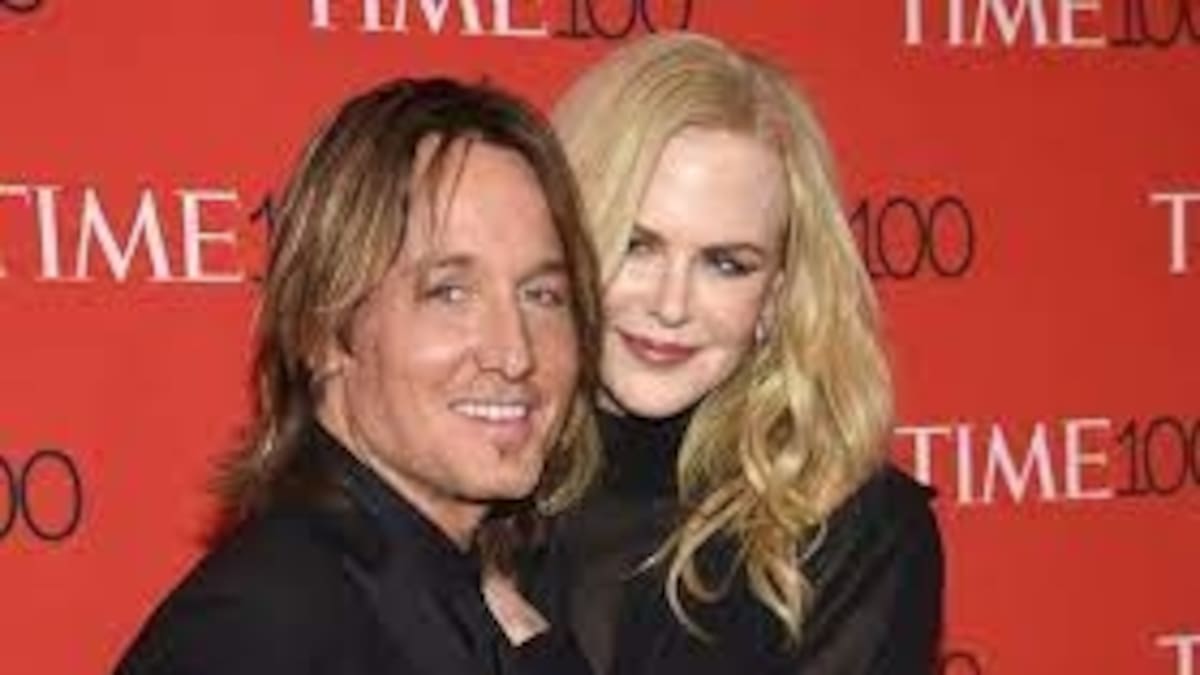 Nicole Kidman mantiene la intimidad con su esposo, Keith Urban, dándole masajes
