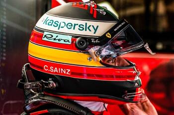 La reacción de Carlos Sainz tras su accidente en Imola