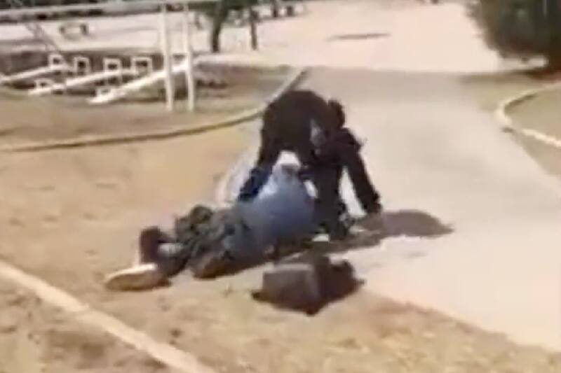 Pelea de estudiantes en Zumpango, Estado de México.