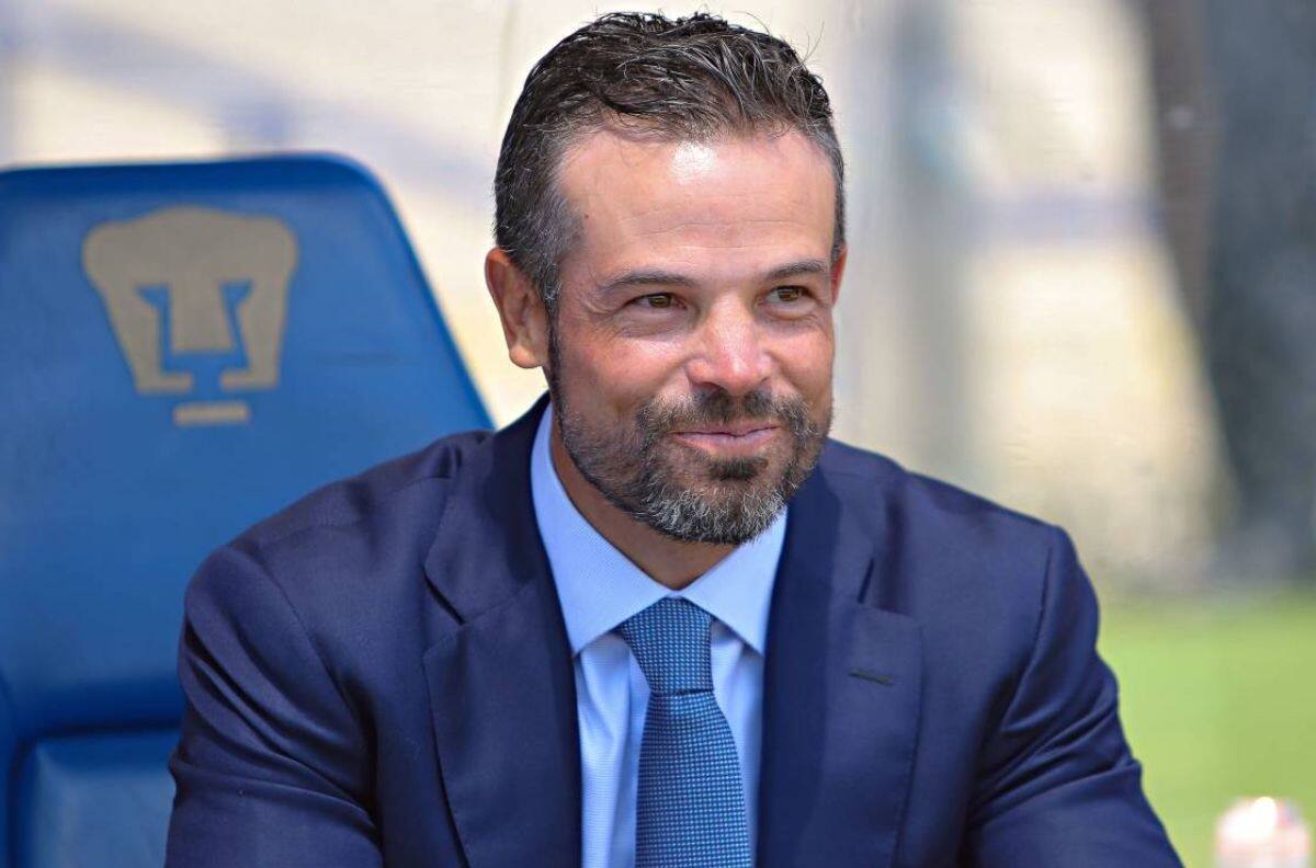 OFICIAL | Rafa Puente es nuevo técnico de Pumas de cara al Clausura 2023