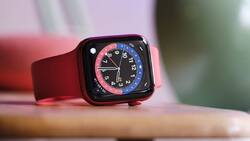 ¡Increíble! Smartwatch salva la vida a hombre de 70 años dos veces