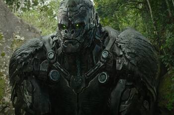 "Transformers: Rise of the Beasts" lanza su primer tráiler