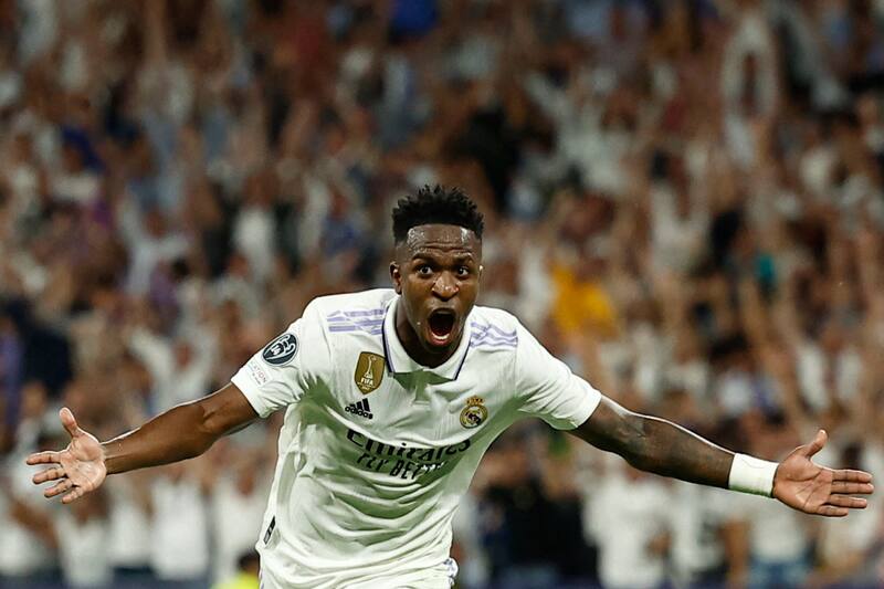 Vinicius Junior abrió el marcador con un golazo desde fuera del área.