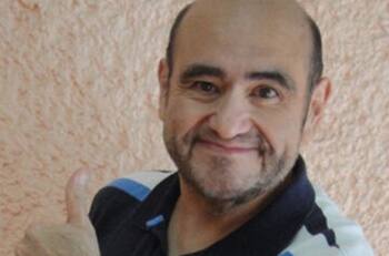 Édgar Vivar: ¡Qué joven se ve "El Señor Barriga" en esta foto!