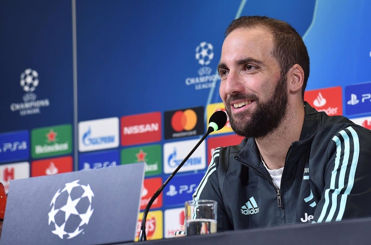 Real Madrid celebró carrera de Gonzalo Higuaín tras anuncio de su retiro