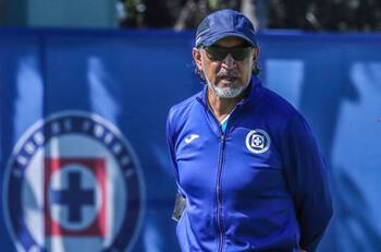 ‘Potro’ Gutiérrez hizo lo que Diego Aguirre no pudo en Cruz Azul: sentar a estos dos jugadores