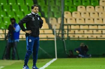 ¿Quién es el joven y exitoso técnico del Puebla?