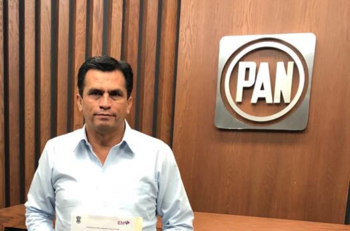 Destituyen a líder de diputados del PAN por decir que podía gastar el dinero público “hasta en putas”