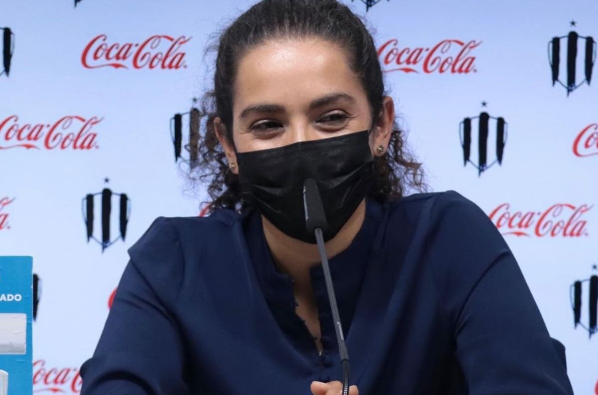 Conoce a Eva Espejo, la primera DT en ganar la Liga Mx Femenil