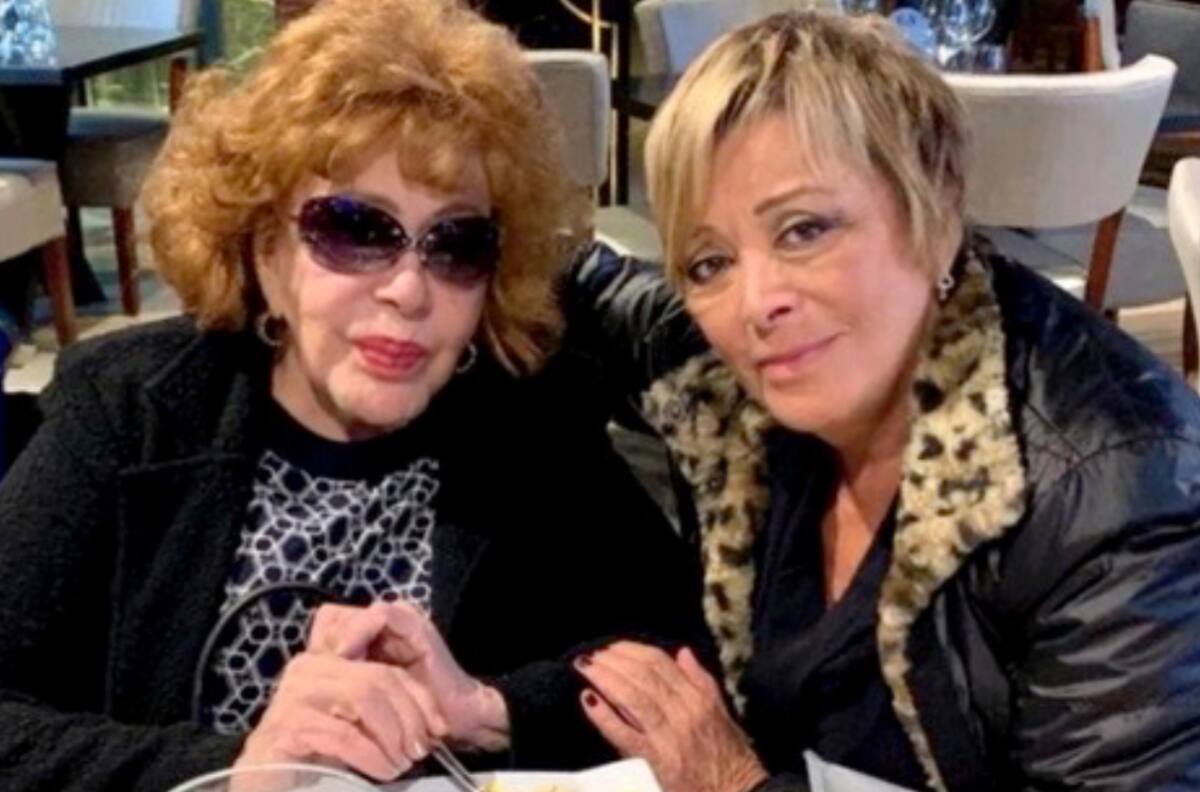Sylvia Pasquel felicita a su mamá Silvia Pinal con emotivo video