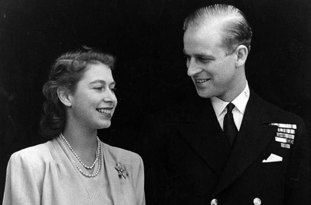 Este fue el día en el que la Reina Isabel II se enamoró del príncipe Felipe