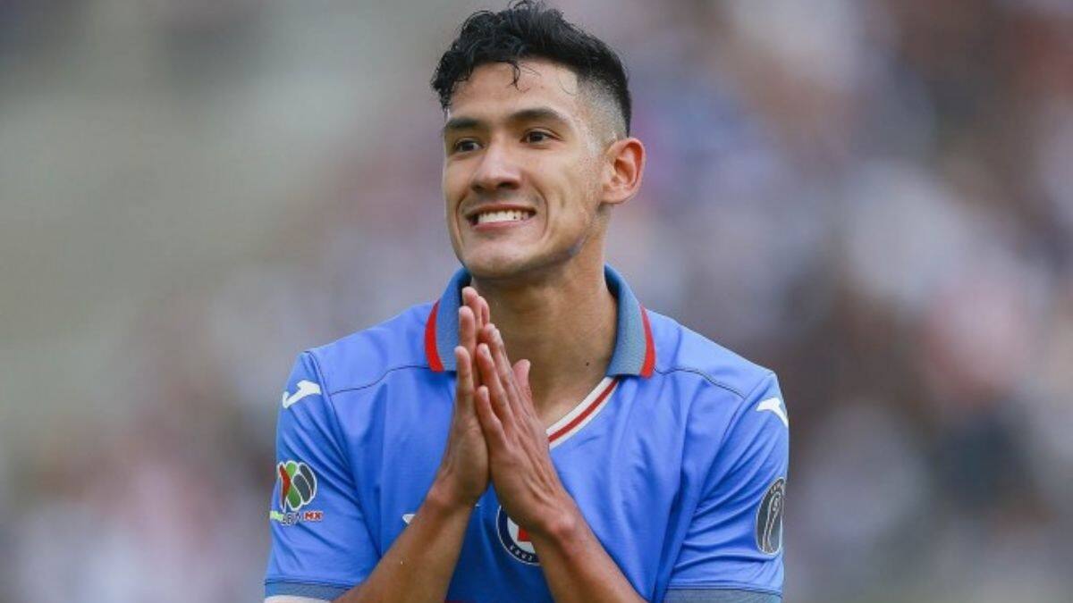 Uriel Antuna podría salir de Cruz Azul y Chivas saldría beneficiado con su venta