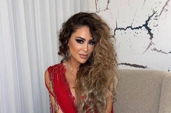 Ninel Conde causa sorpresa al cantar en bares y taquerías