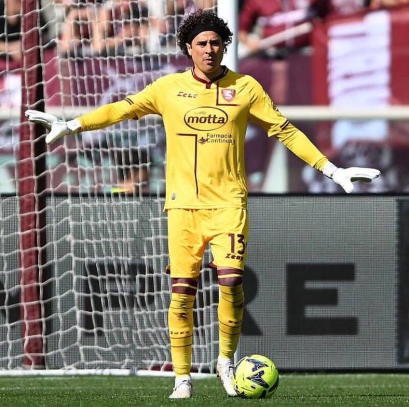 El mexicano pasa el mejor momento de su carrera en Salernitana.