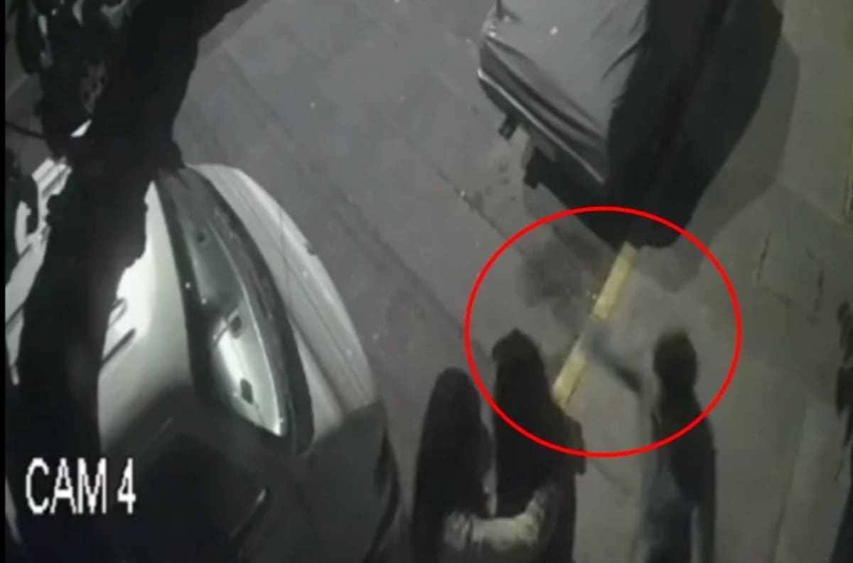 VIDEO | ¡Indignante! Mujeres que se besaban sufren agresión con un tabique en la CDMX