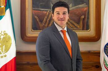 Critican el inglés de Samuel García y lo comparan con el expresidente Peña Nieto