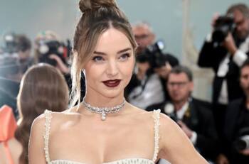 “Muy emocionada”: Miranda Kerr anuncia que será madre por cuarta vez