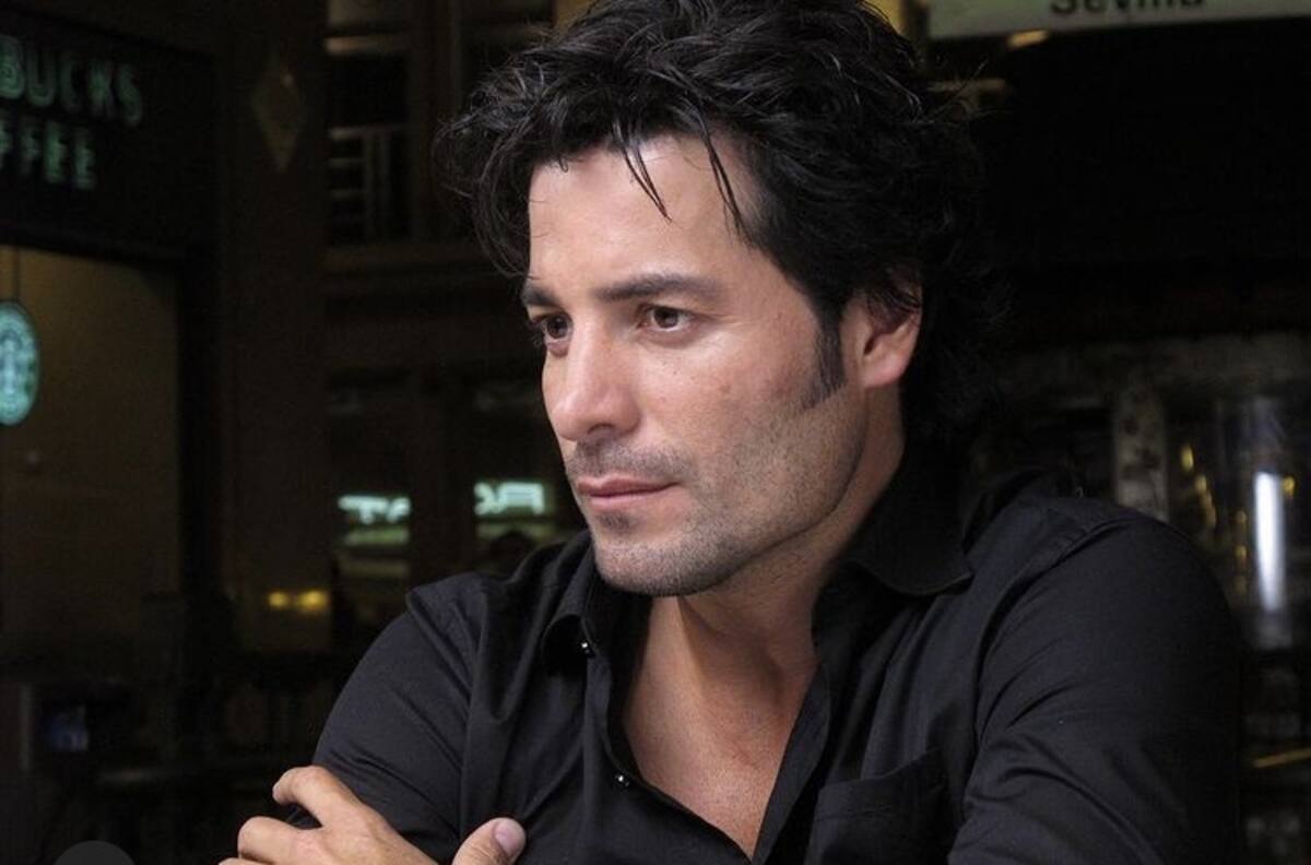 Chayanne, listo para dar la "patadita" de la suerte en la música a su hija