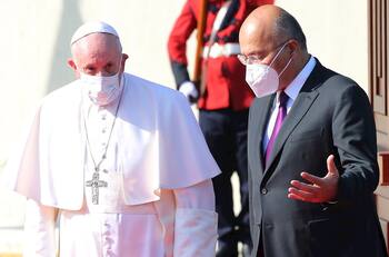 Papa Francisco “reacciona bien” a cirugía de colon, confirma el Vaticano