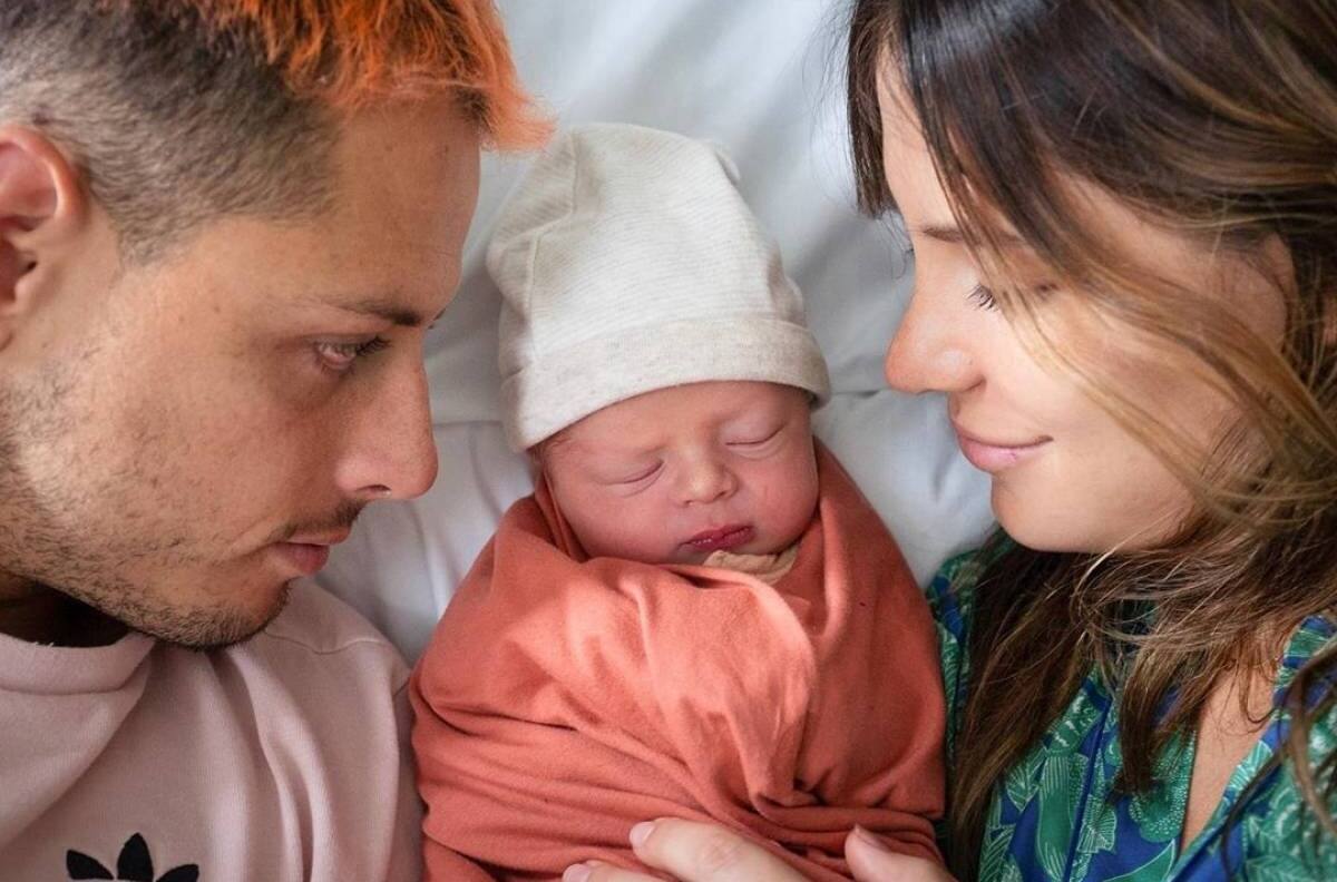 Así luce el hijo mayor de Chicharito a unas semanas de estar en Australia con su mamá
