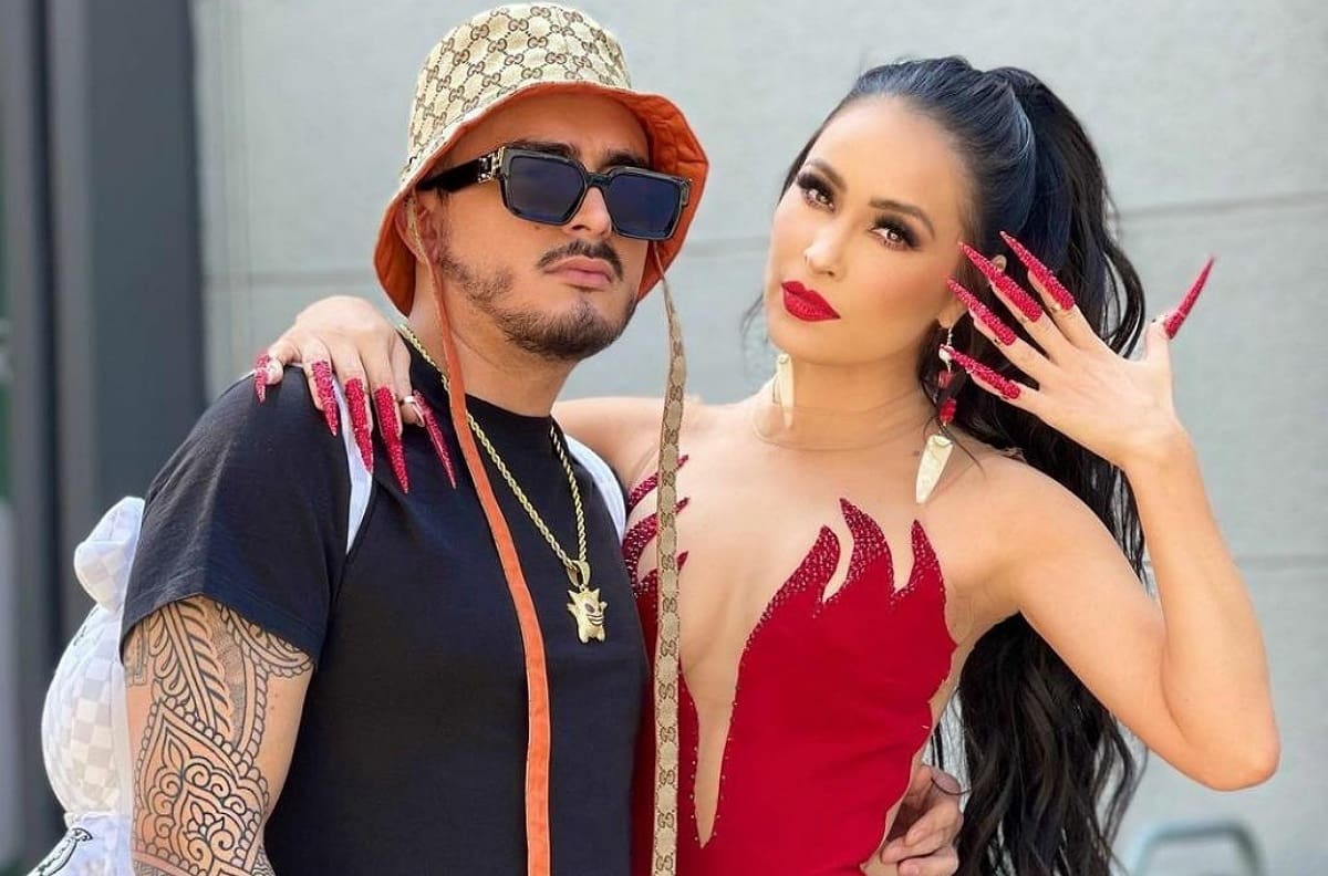 Cynthia Rodríguez imita a Rosalía con sexy atuendo