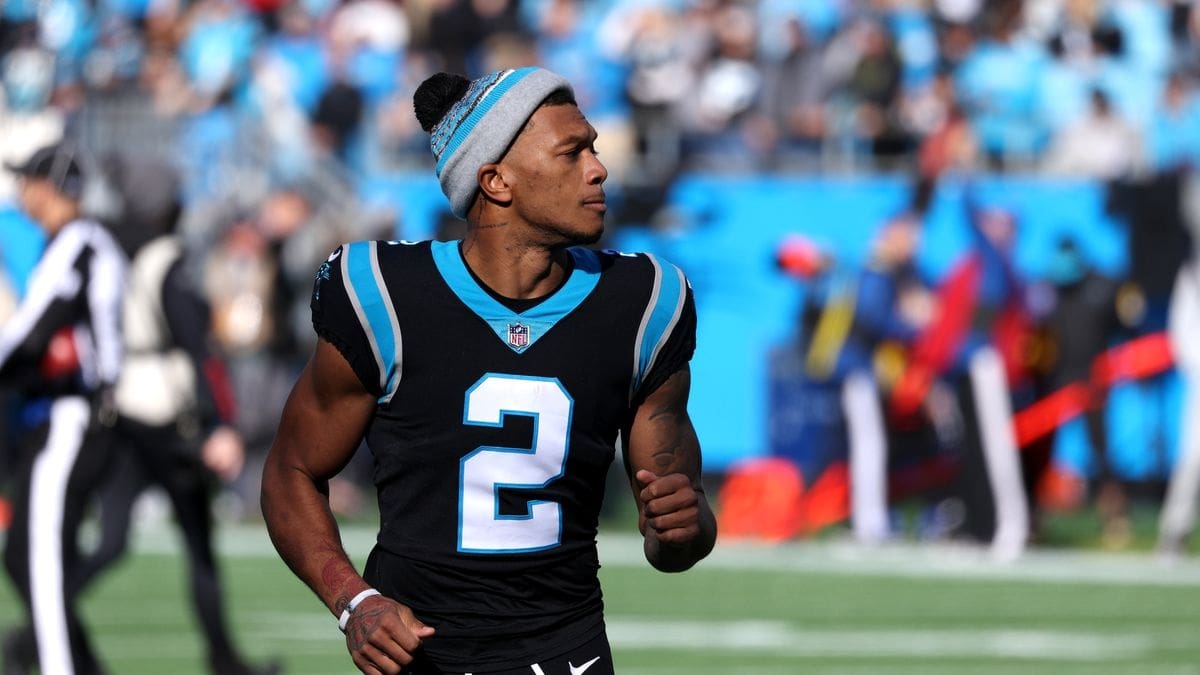 Video | Jugador de NFL subió a tribunas del estadio de Carolina Panthers por esta razón