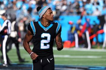 Video | Jugador de NFL subió a tribunas del estadio de Carolina Panthers por esta razón