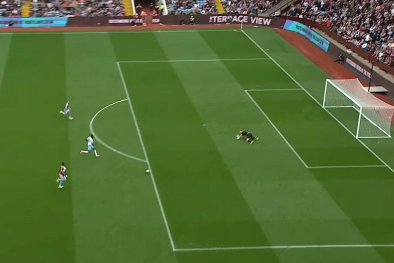 El arquero argentino se resbaló y permitió la anotación de Crystal Palace.