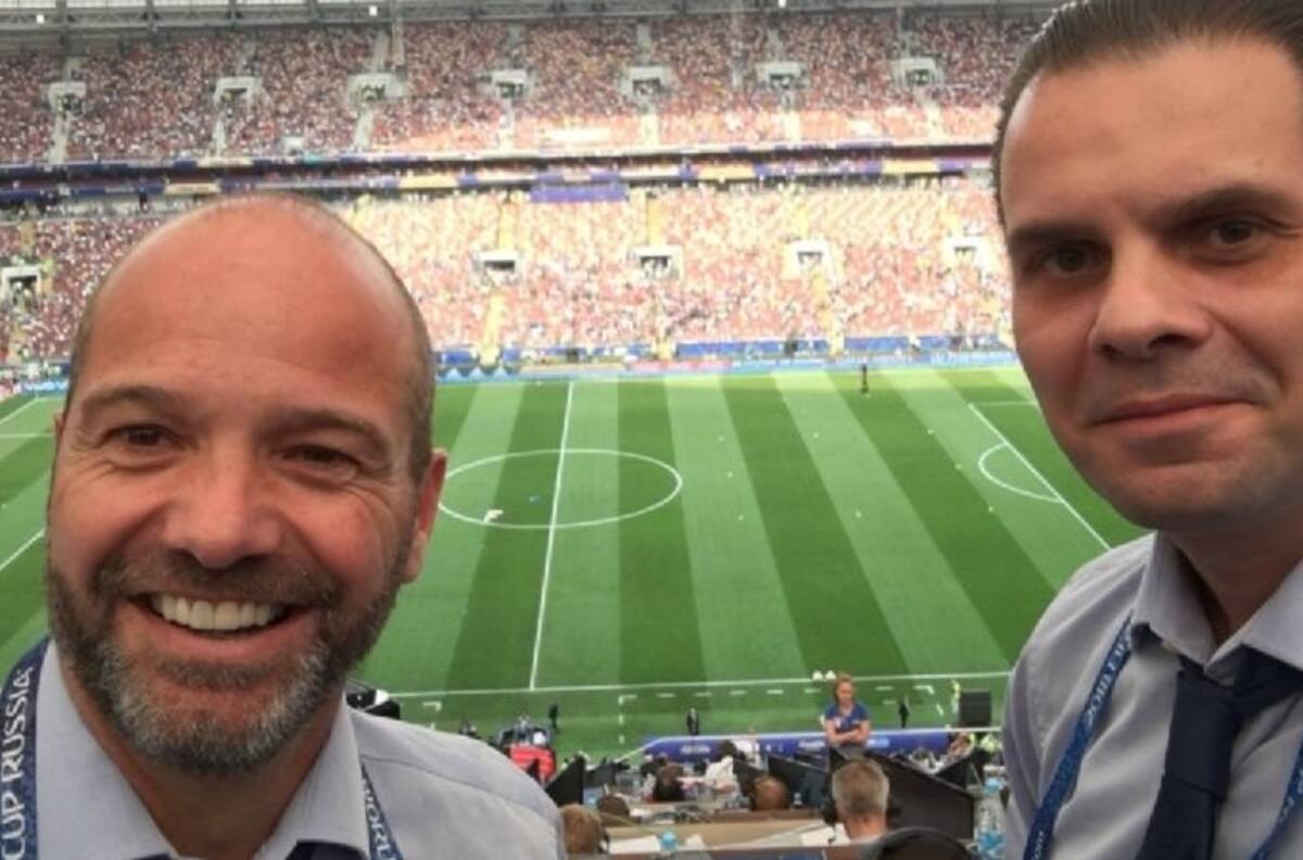 Luis García y Christian Martinoli irán a trabajar en licras de yoga