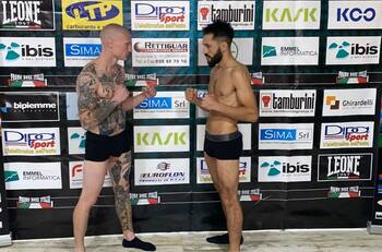 Boxeador italiano causa polémica por tatuajes nazis y fascistas