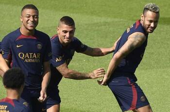 Luis Enrique golpeó la mesa en el PSG y se refirió a los casos de Mbappé, Neymar y Verratti